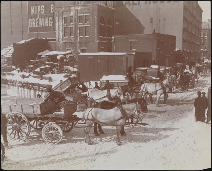 Circa 1899. (Photo courtesy of the <a href="http://collections.mcny.org/">Museum of the City of New York, 93.1.1.14286)